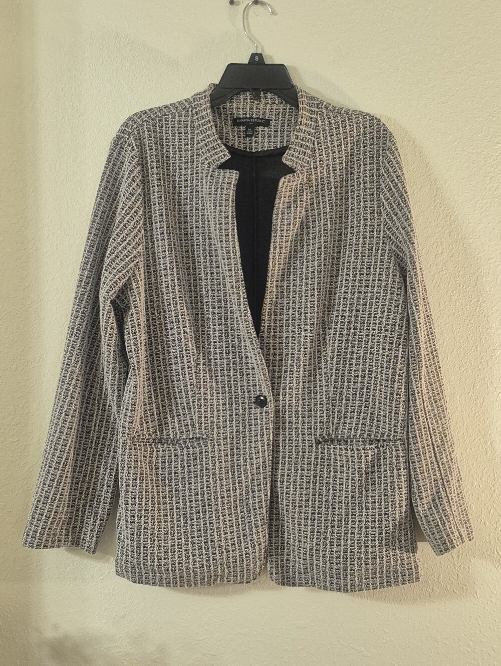 Banana Republic Black and White Textured Open-Front Blazer
